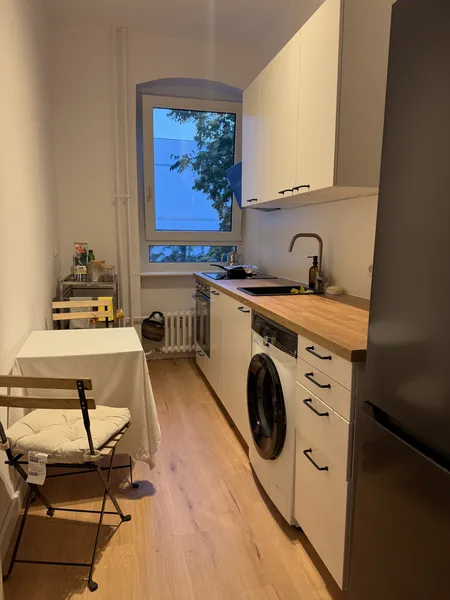 Super Zentrale Neu Renovierte Wohnung Im Herzen von Wedding Gesundbrunnen inkl. Neuer Einbauküche — photo 1